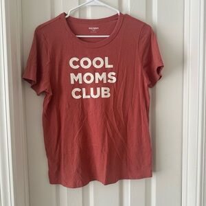 Old Navy ‘Cool Moms Club' Tee in Red